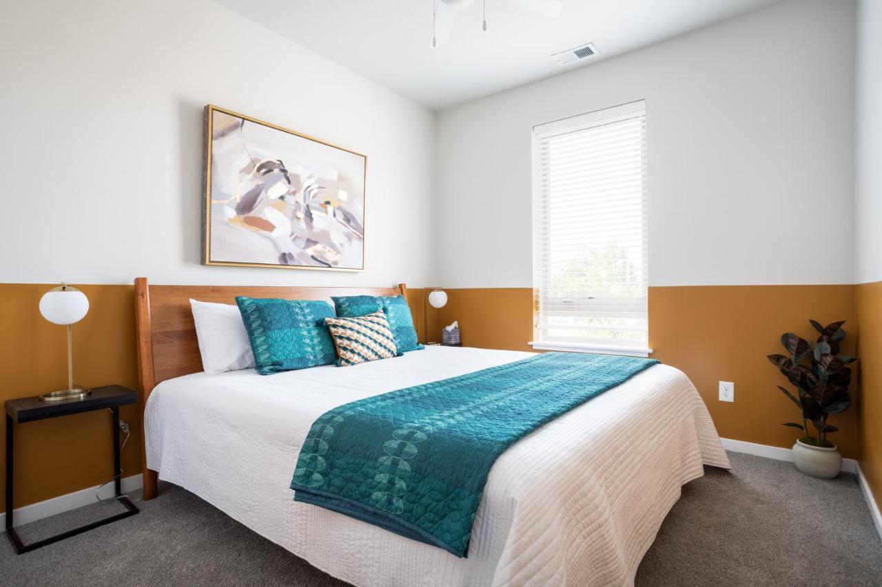 New Happy Trail 2Br Condo Close To Downtown Traverse City Eksteriør billede
